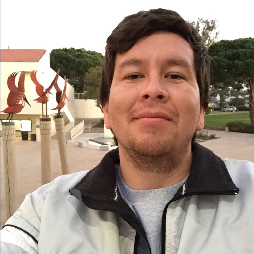 Meet your Posher, Luis